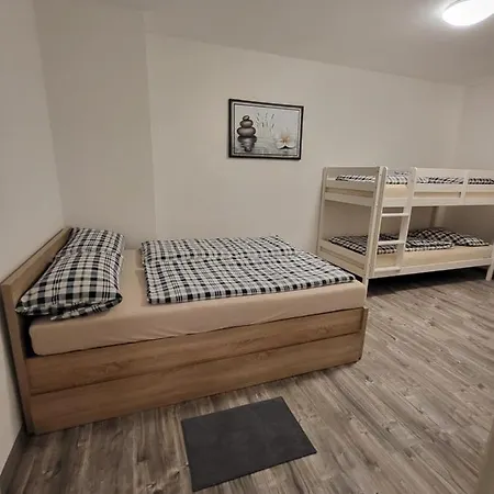 Schone Im Stadtzentrum. Apartment Fuerth
